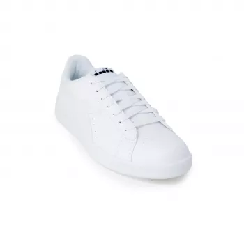 Diadora Men’s White Sneakers: Fall/Winter Style & Care